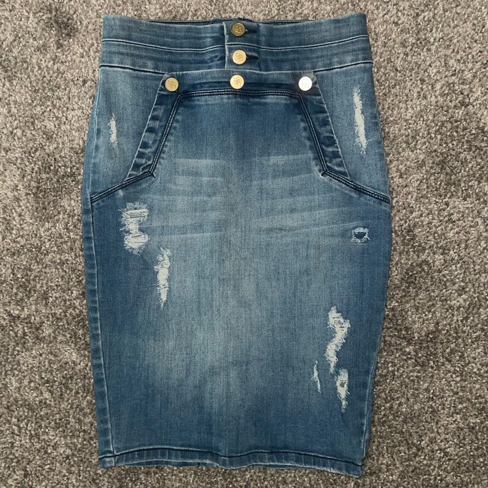 Bebe Jeans skirt size 27 excellent condition
